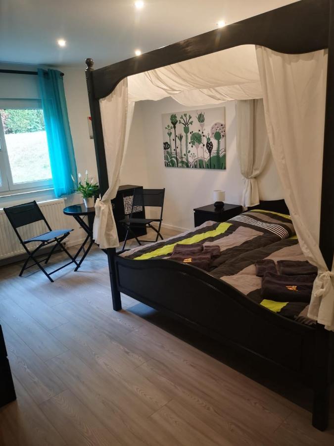 Eastside Apartment 5 Зенфтенберг Екстериор снимка